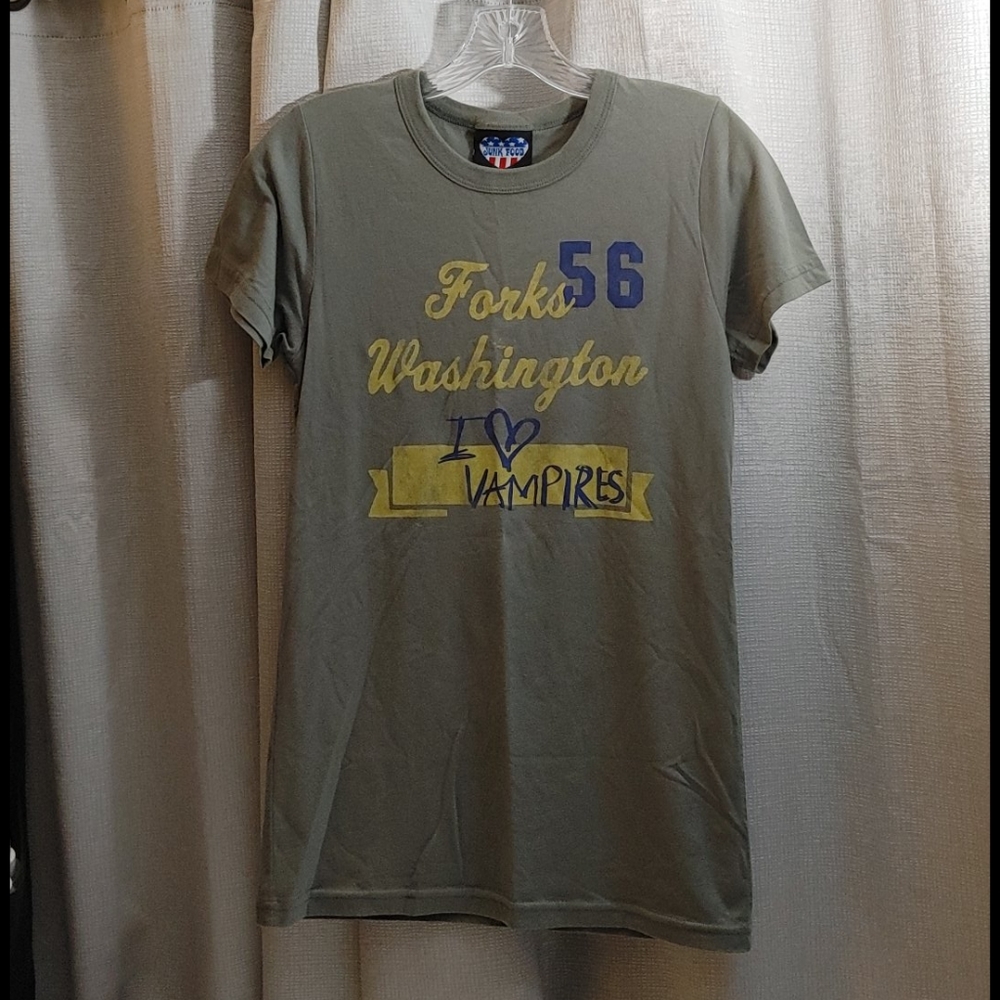 Twilight Themed T-shirt from Junk Food